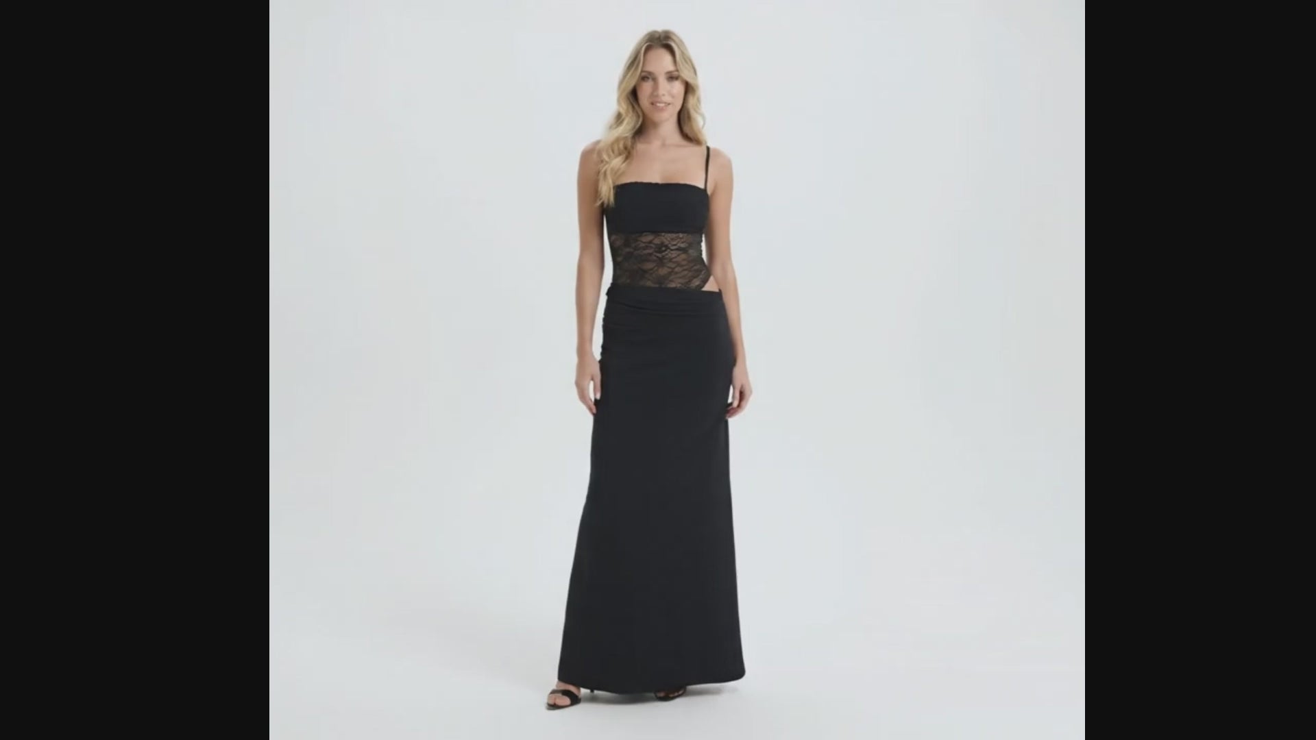 Céline | Romantic Lace Maxi
